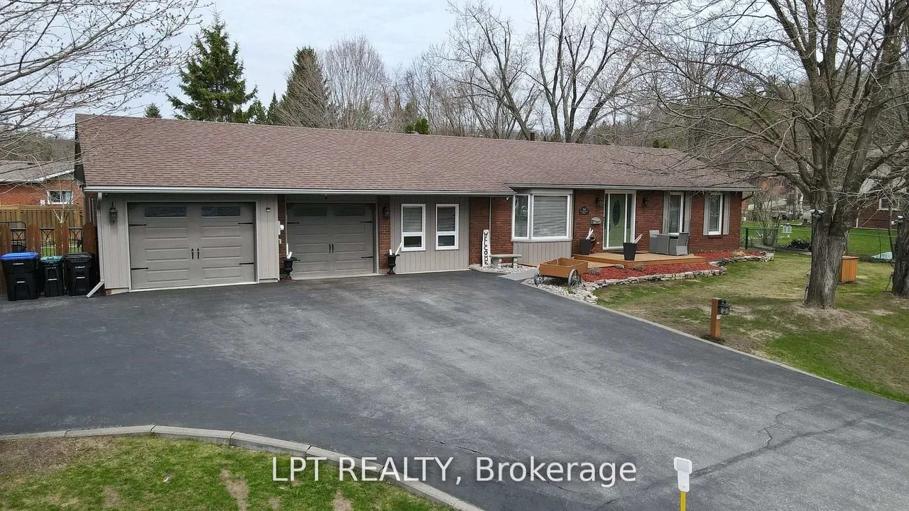 34 Cedar Creek Road, Springwater, ON L9X 0P5