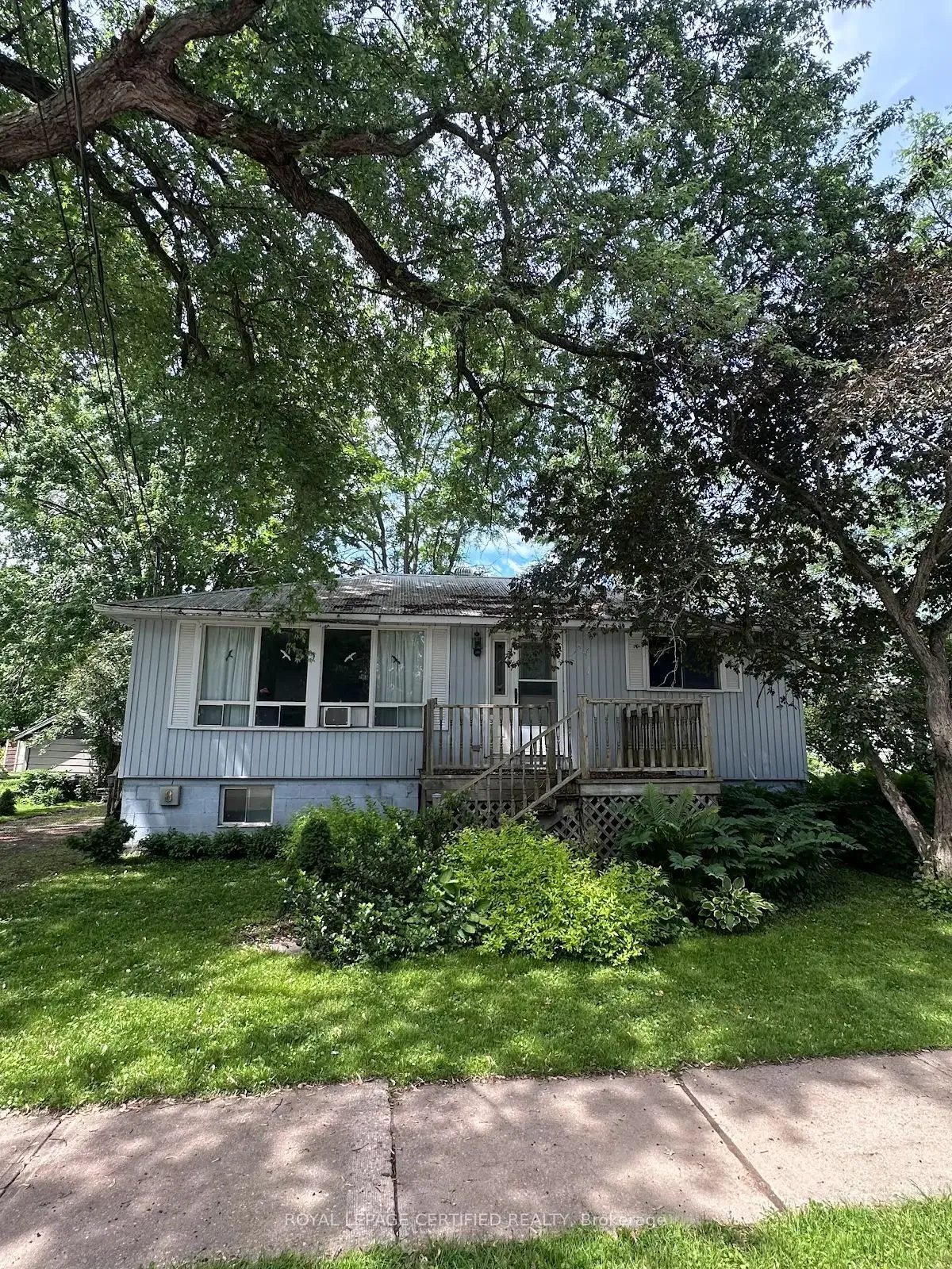 8 Bush Street, Severn, ON L0K 1E0