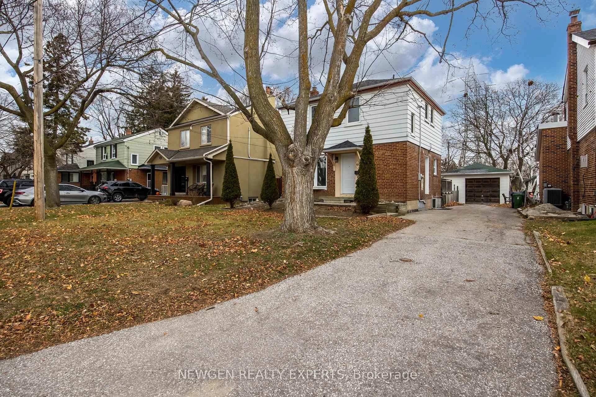 93 Ashbourne Drive, Toronto, ON M9B 4H6