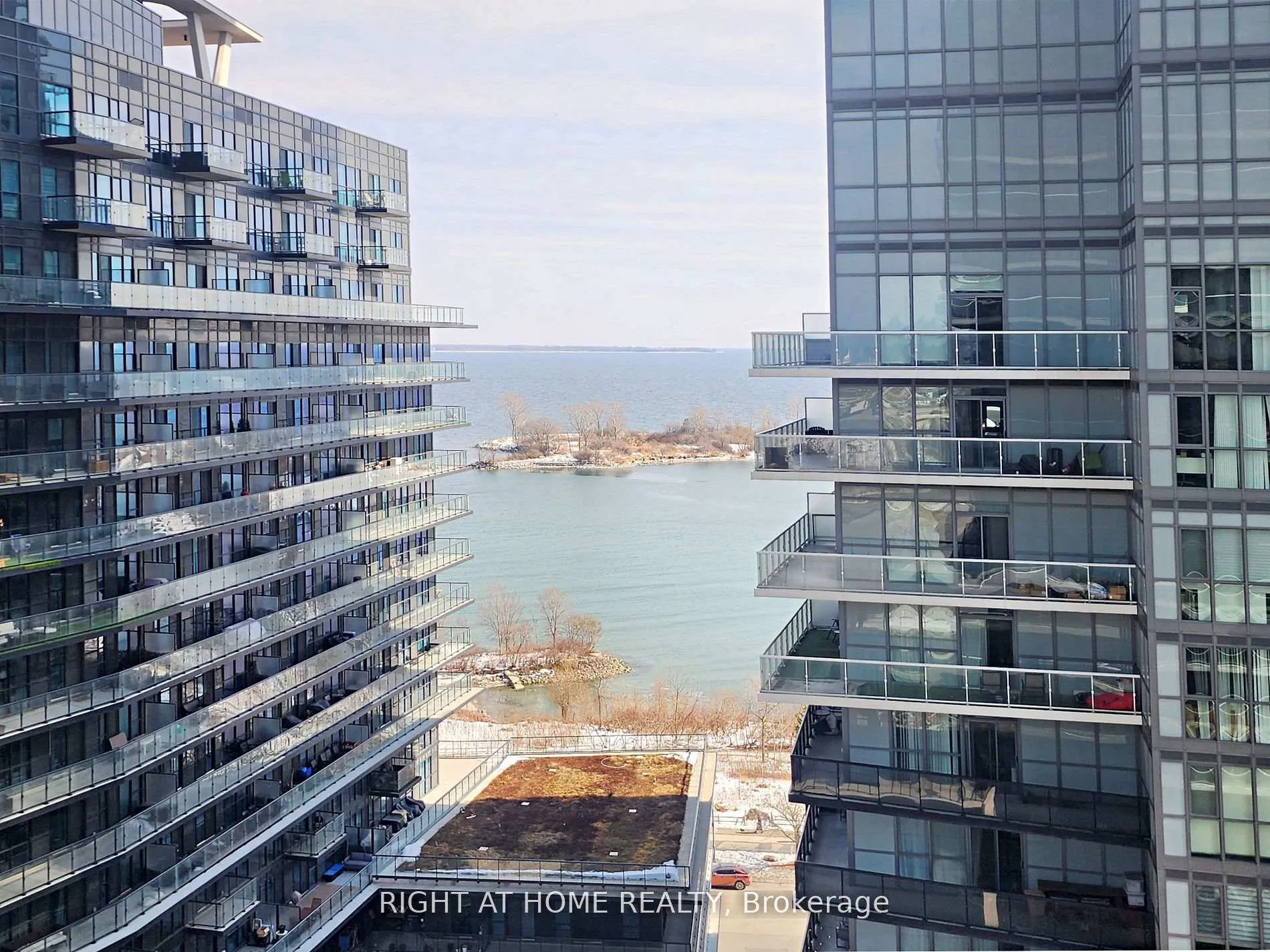 56 Annie Craig Drive 1402, Toronto, ON M8V 0C8