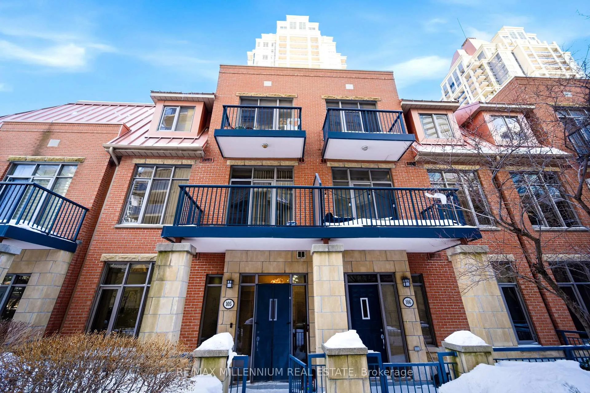 330 Princess Royal Drive 105, Mississauga, ON L5B 4M8