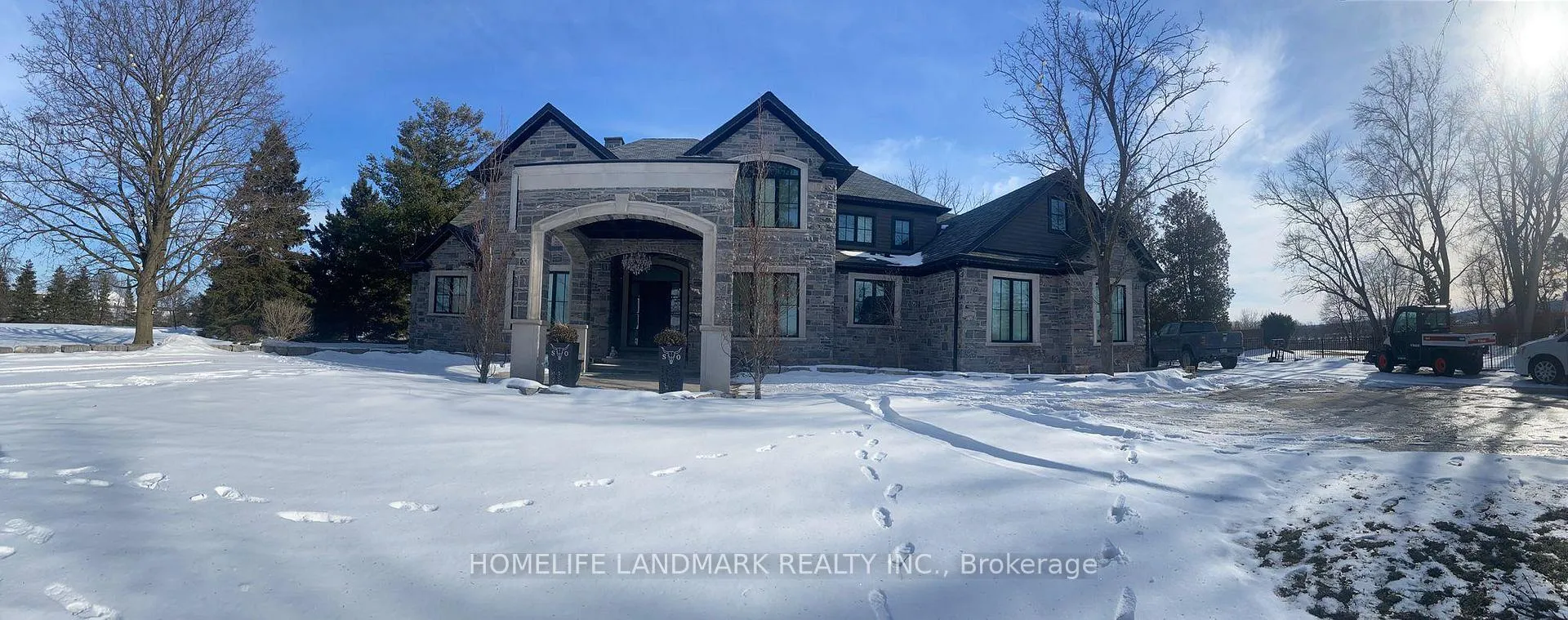 5026 No 2 Side Road, Burlington, ON L7M 0T4