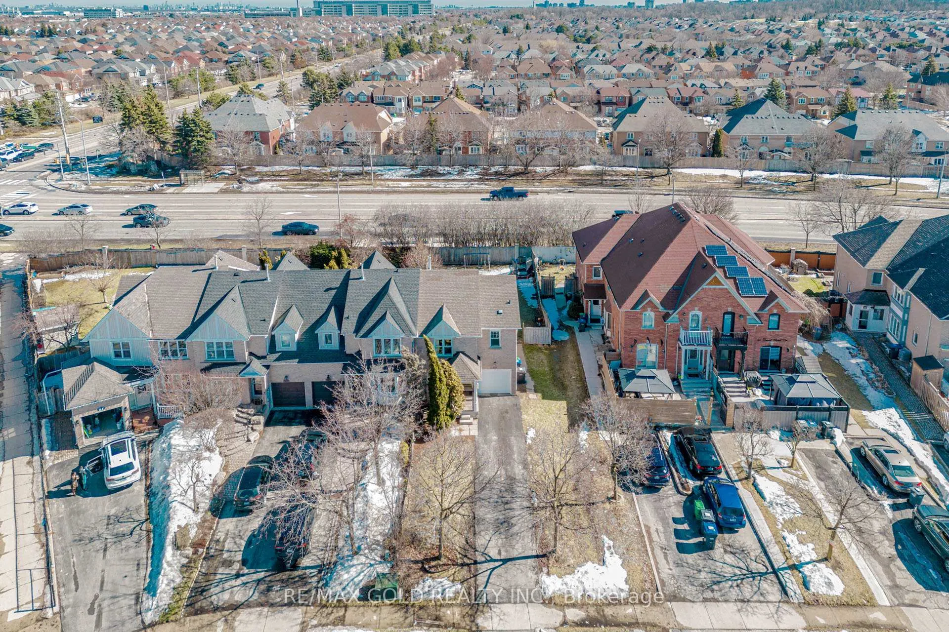 55 Desert Sand Drive, Brampton, ON L6R 1V6