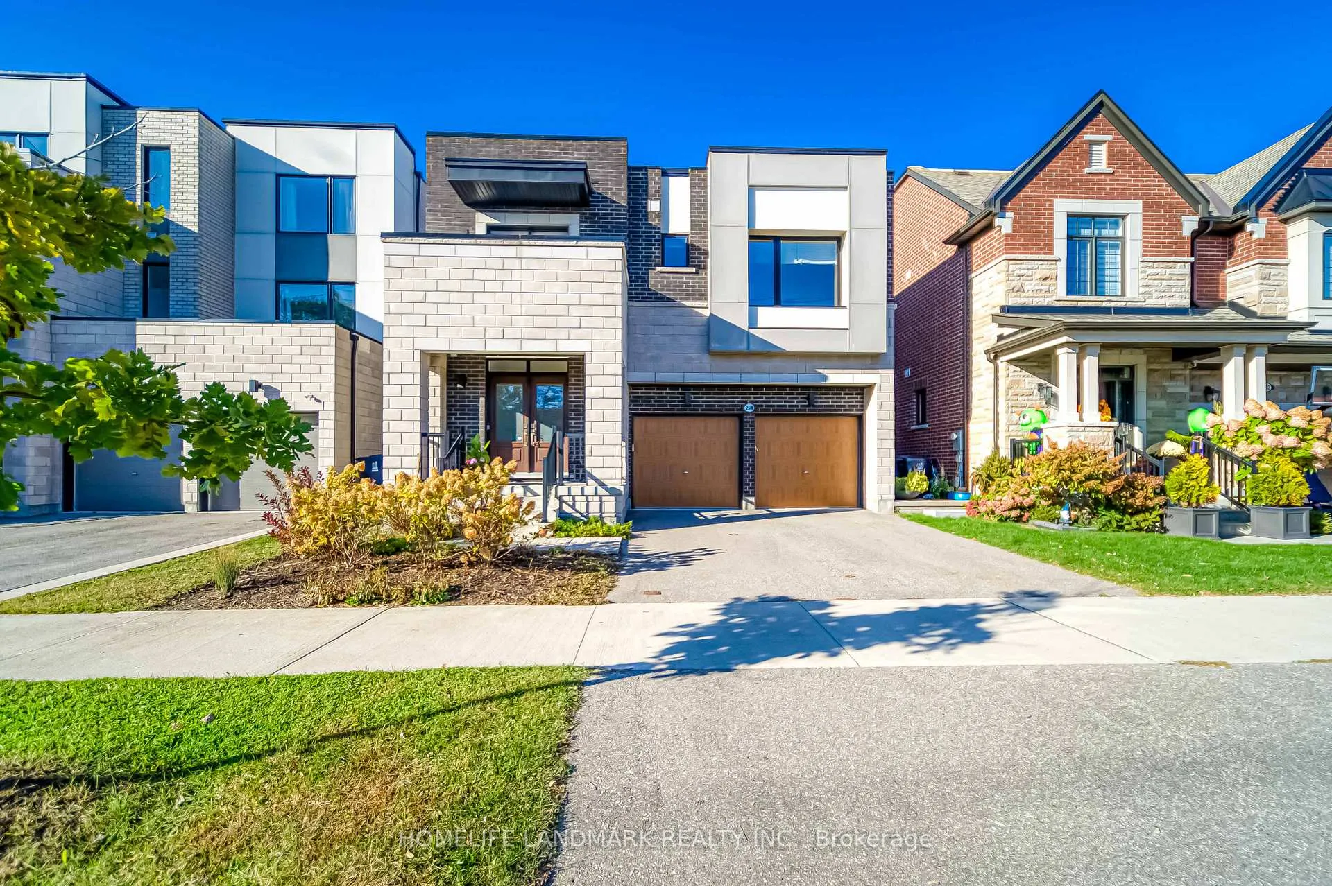 294 Valermo Drive, Toronto, ON M8W 3E4