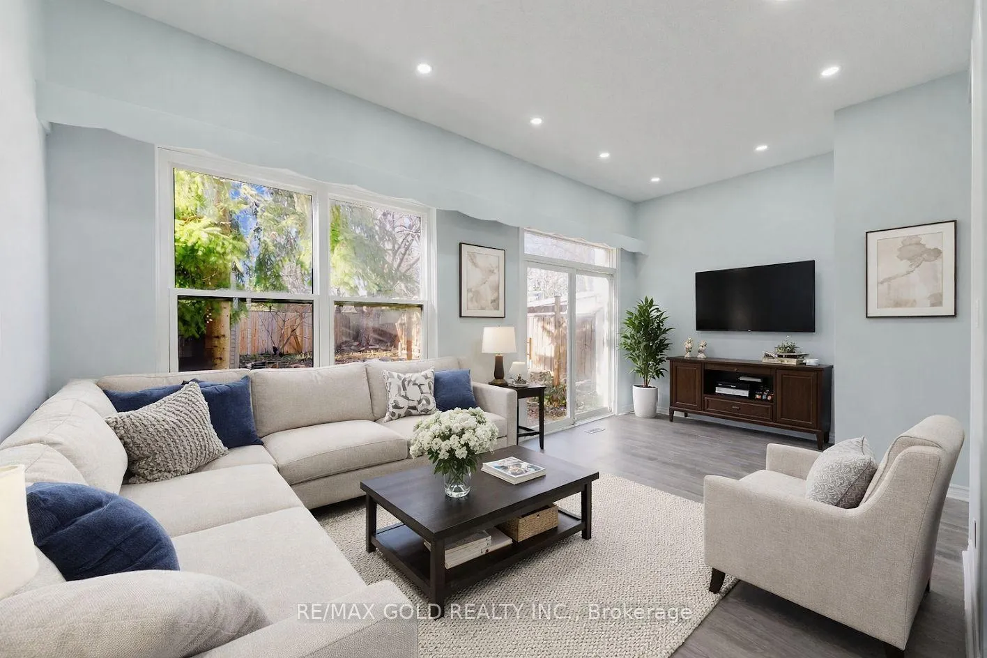 16 Crawford Drive, Brampton, ON L6V 2C7