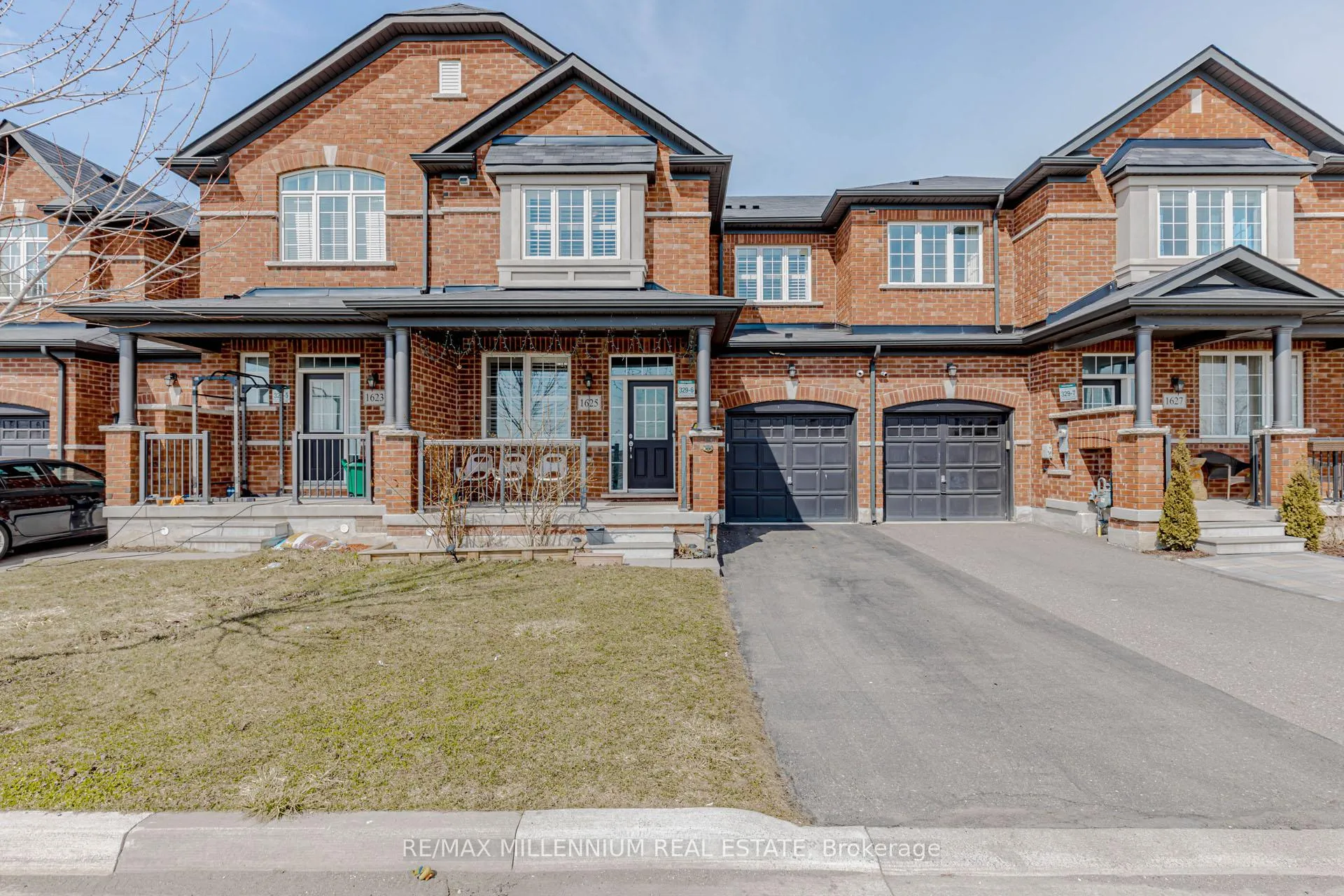 1625 SORENSEN Court, Milton, ON L9E 1G8