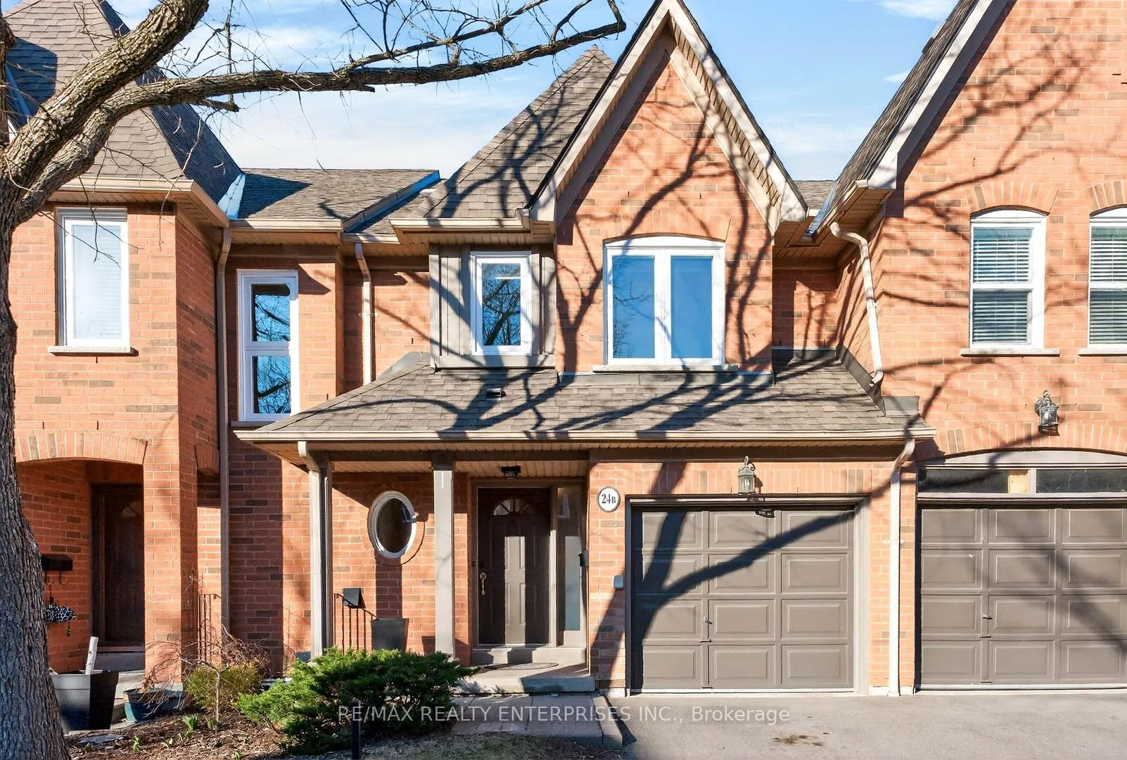 1084 Queen Street W 24B, Mississauga, ON L5H 4K4