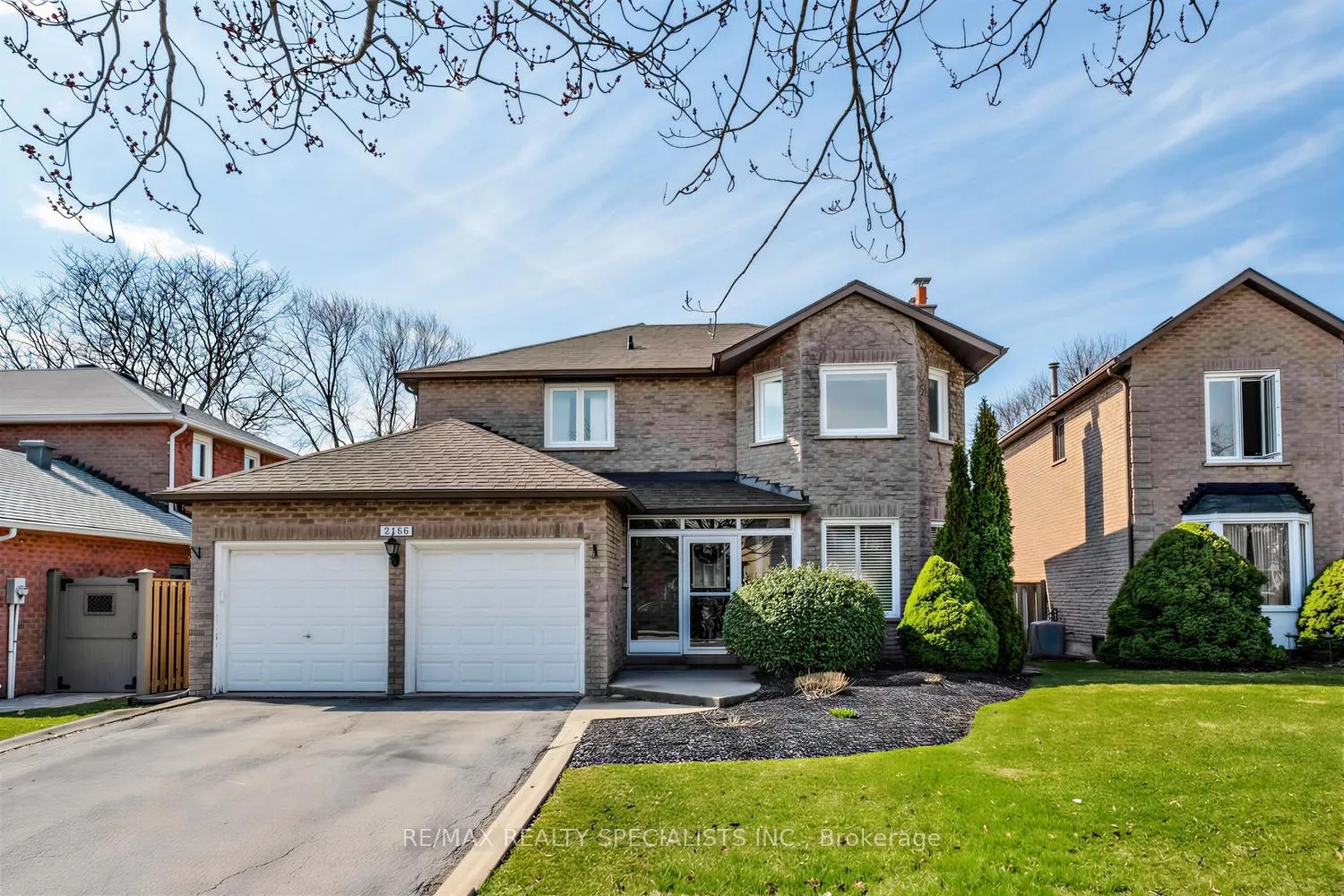 2156 SIXTH Line, Oakville, ON L6H 3N1