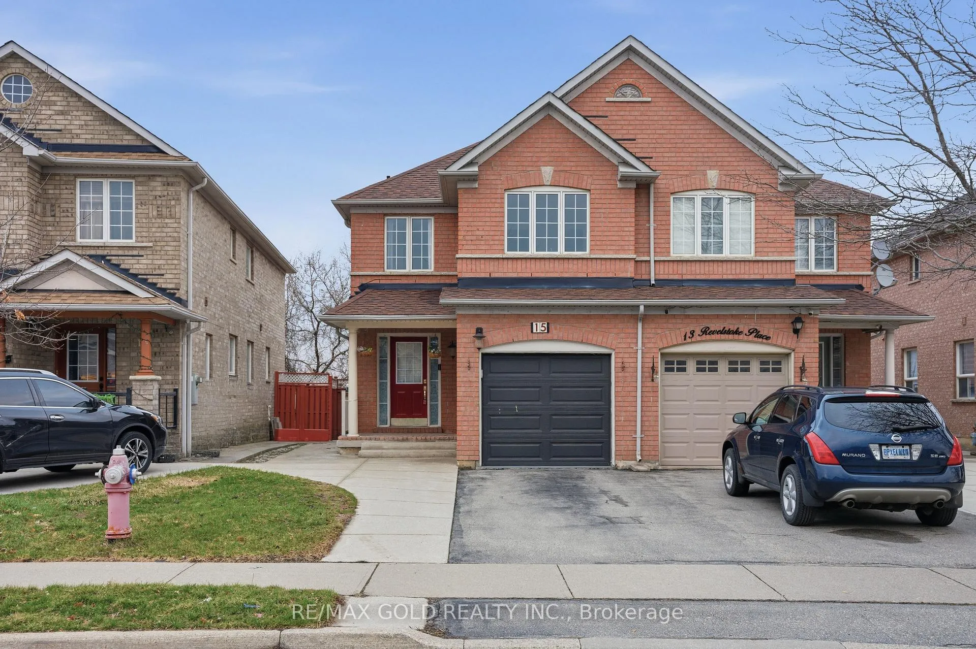 15 Revelstoke Place, Brampton, ON L6R 3G3