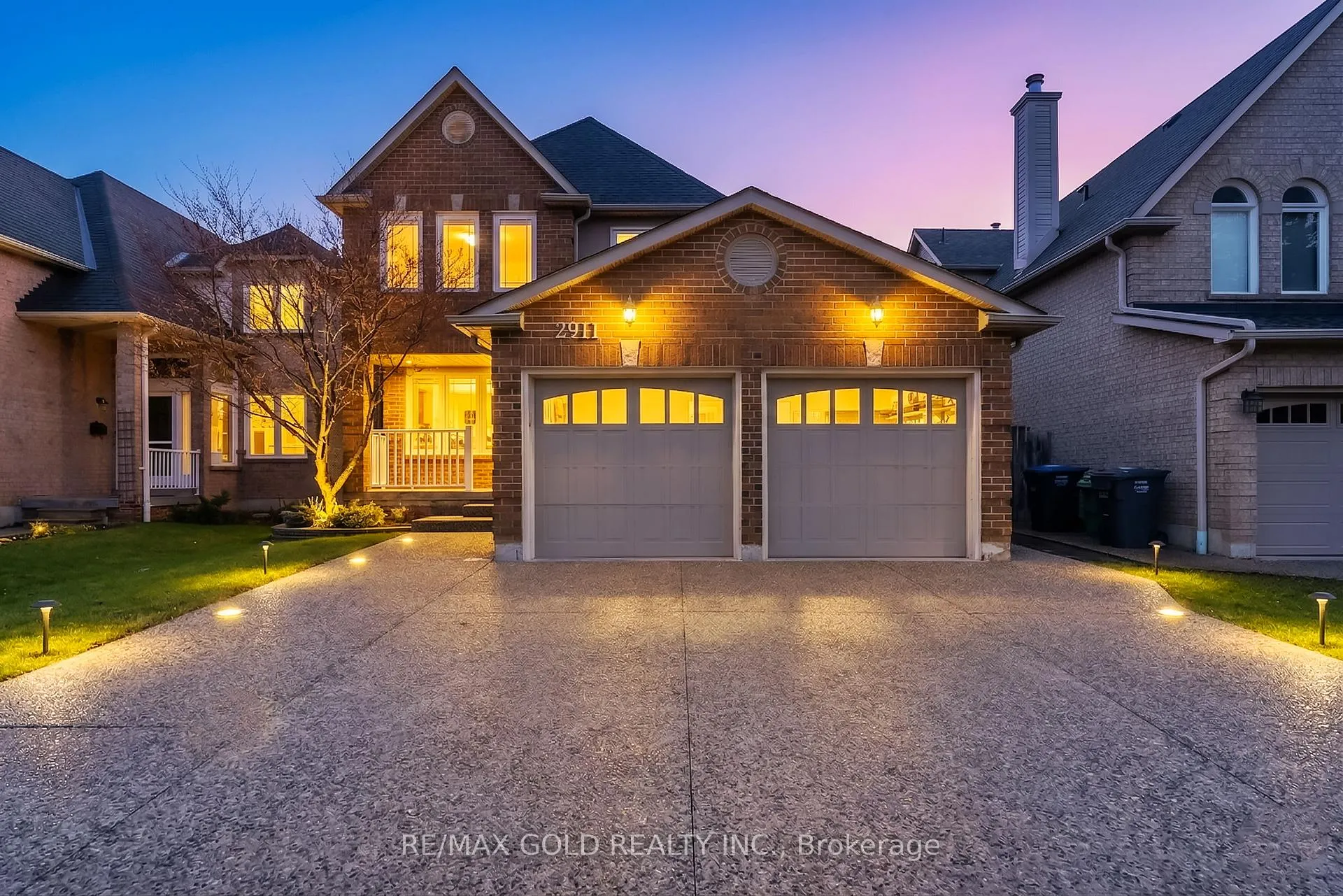 2911 Tradewind Drive, Mississauga, ON L5N 6L2