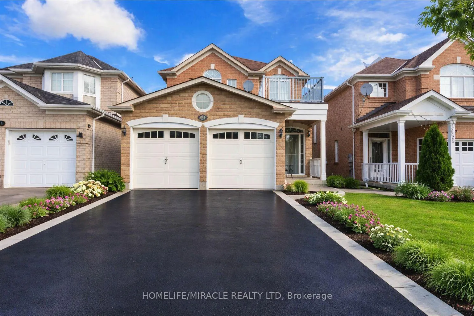 31 Binder Twine Trail, Brampton, ON L6X 4S5