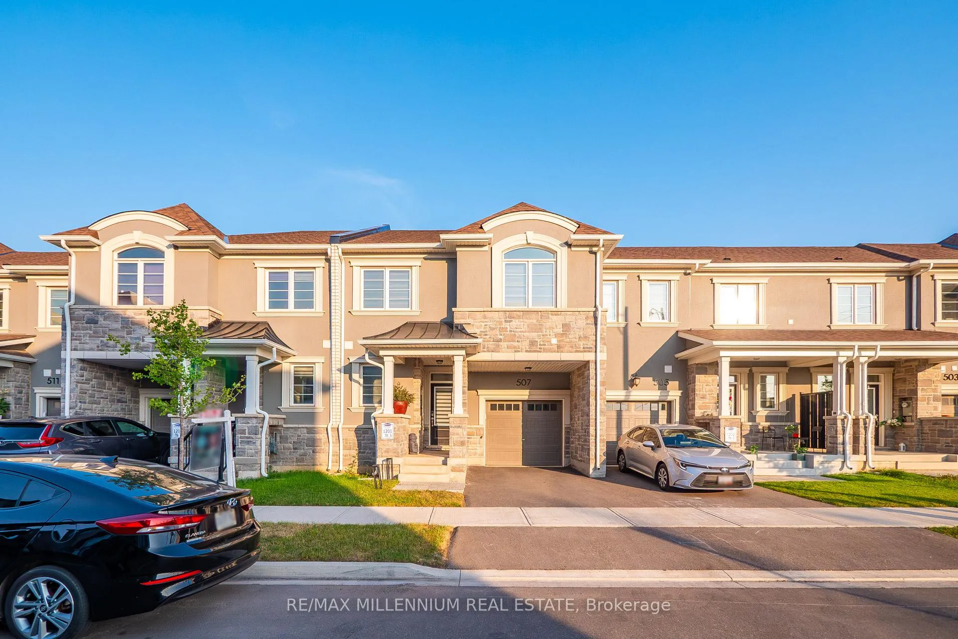 507 Bellflower Court, Milton, ON L9E 1W5