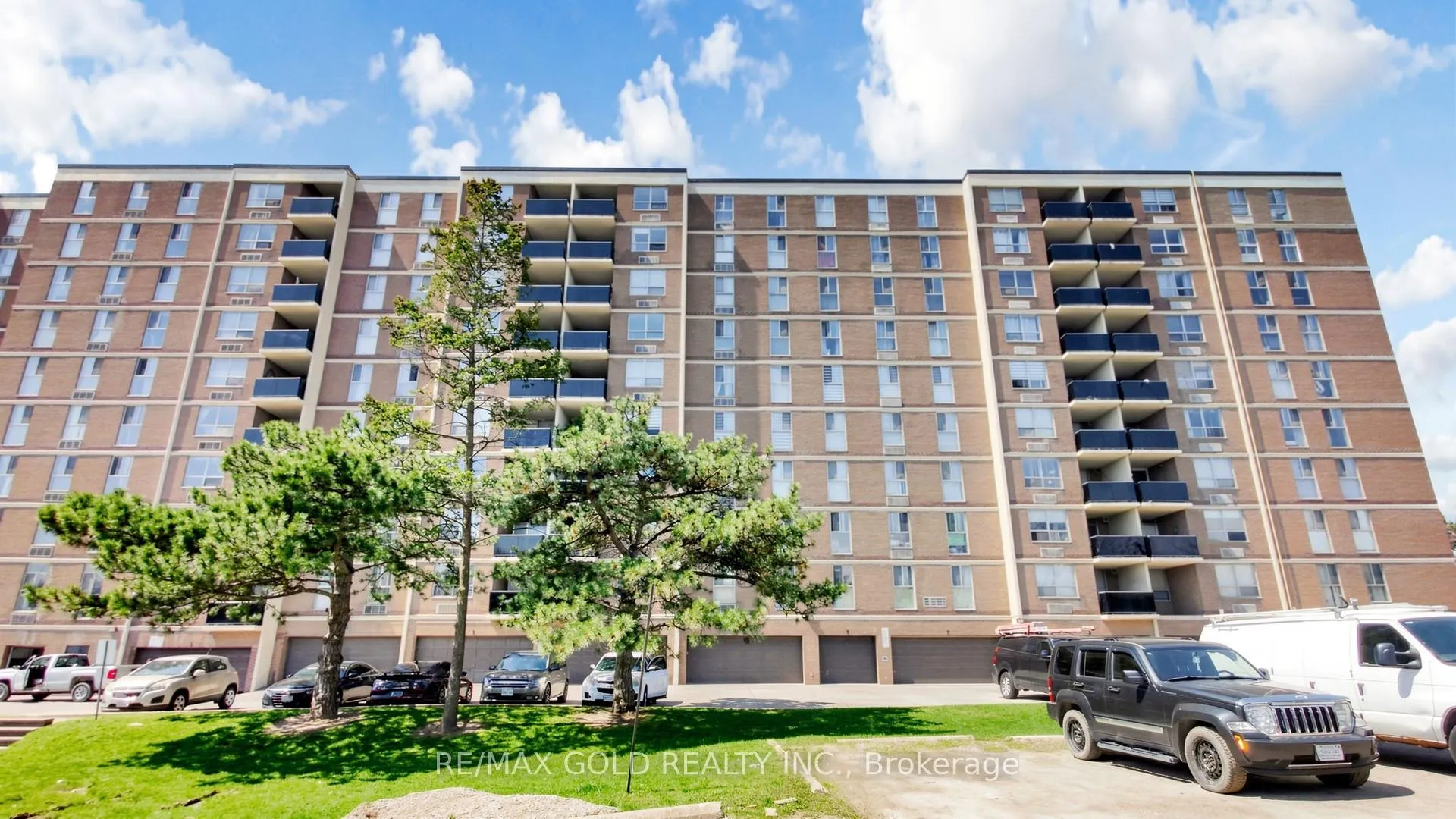 2825 Islington Avenue 102, Toronto W05, ON M9L 2K1