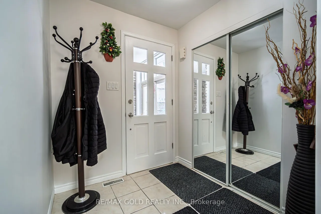 46 Elgin Drive, Brampton, ON L6Y 1A8