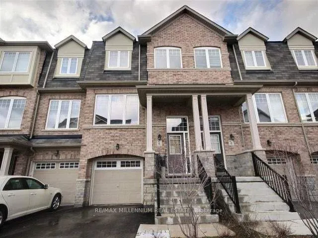 6 Magdalene Crescent, Brampton, ON L6Z 0B4