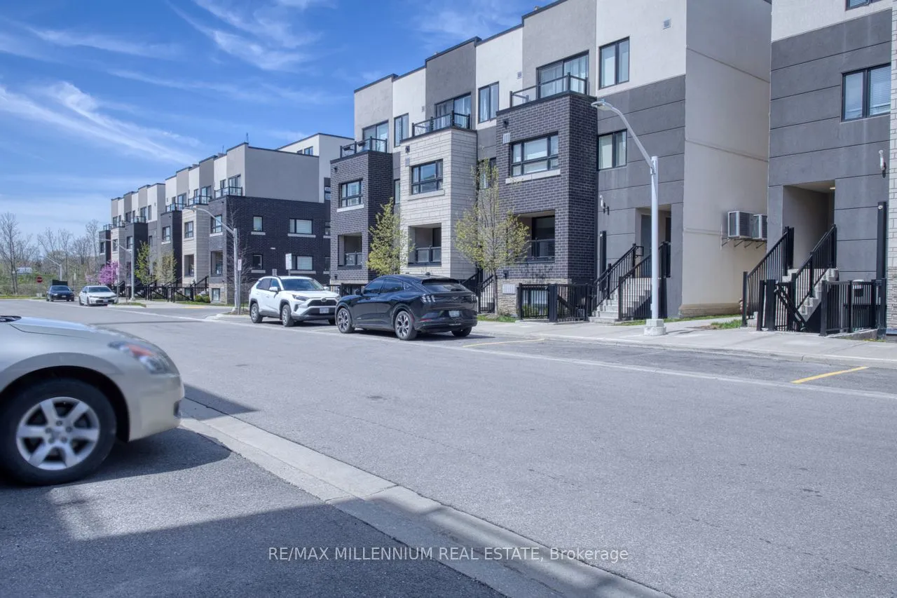 1131 Cooke Boulevard 709, Burlington, ON L7T 0C3