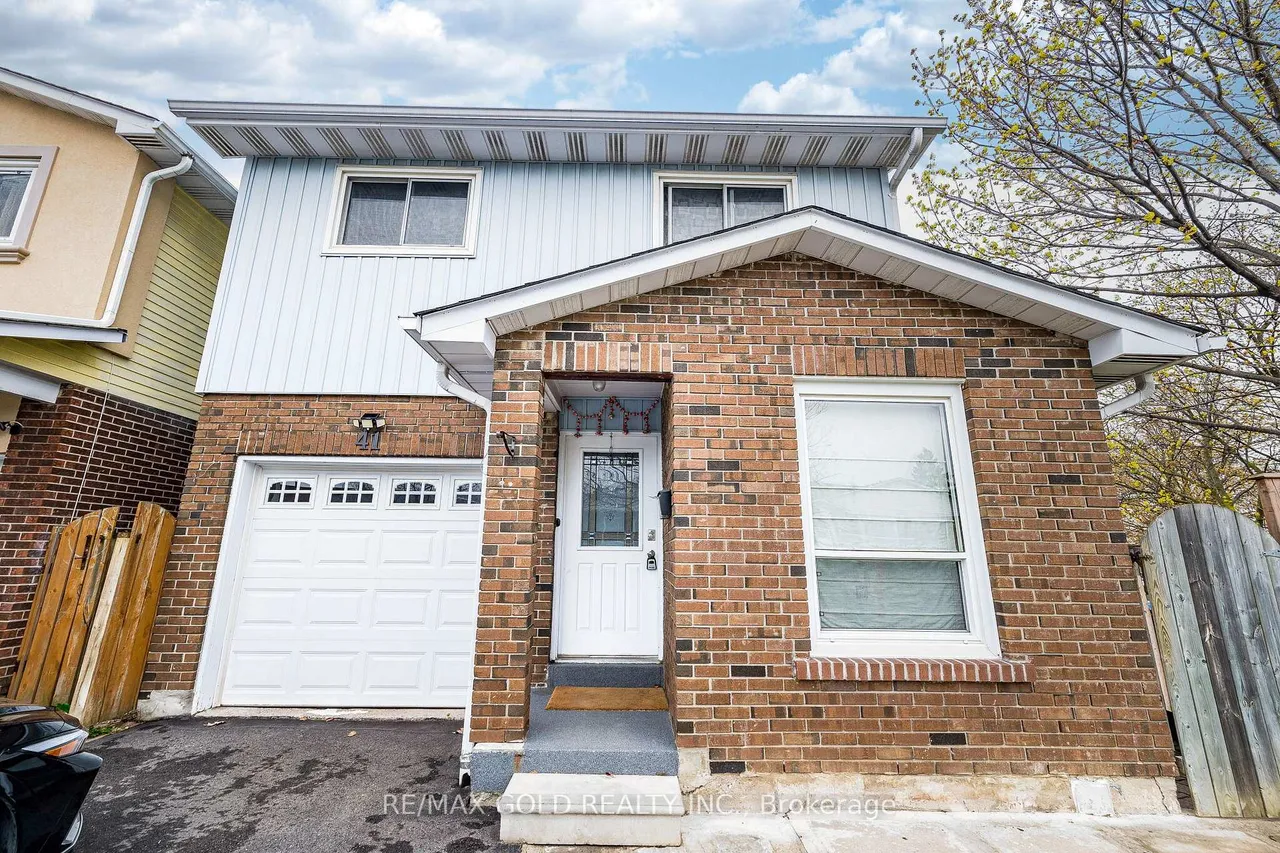41 Simmons Boulevard, Brampton, ON L6V 3W5