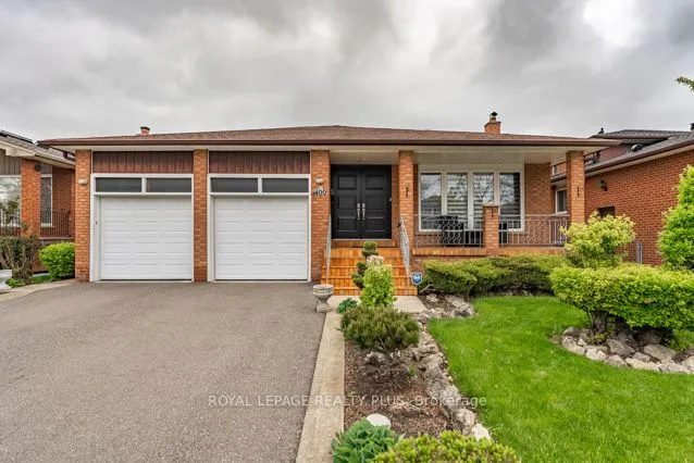 1400 Bough Beeches Boulevard, Mississauga, ON L4W 3B5