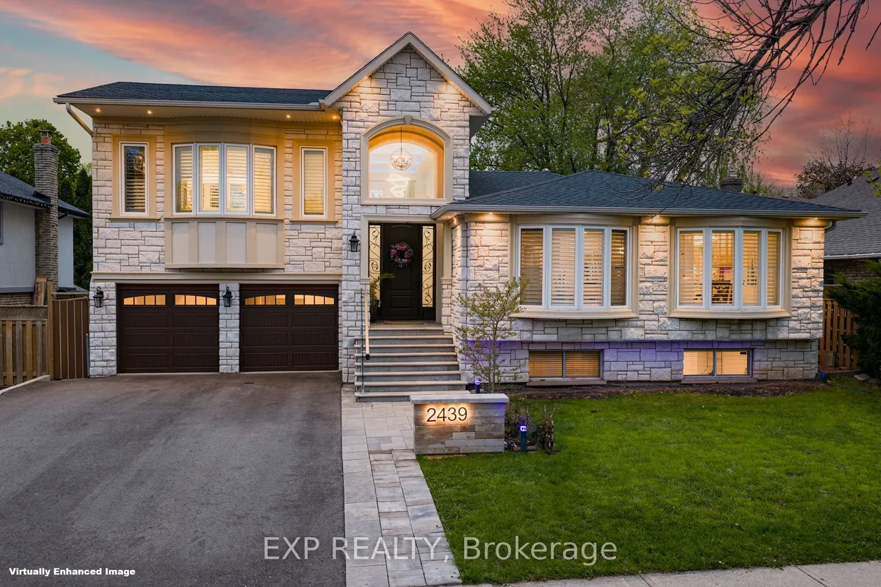 2439 Bridge Road, Oakville, ON L6L 2G9