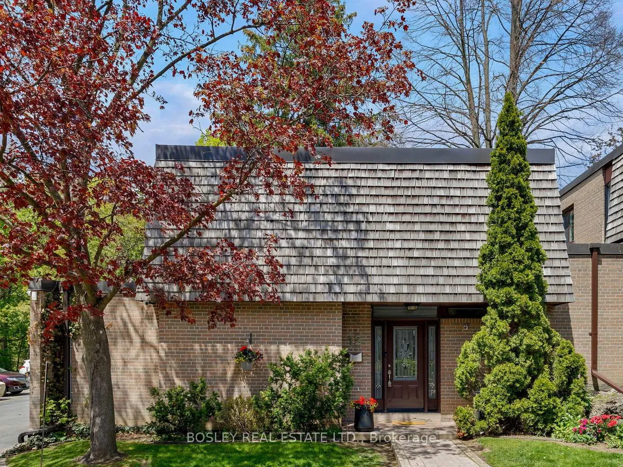 12 Redstone Path 18, Toronto W08, ON M9C 1Y7