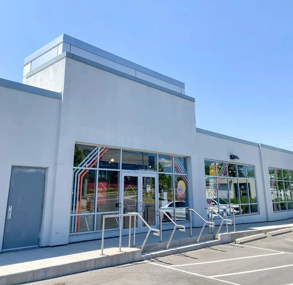 1400 Castlefield Avenue 211A, Toronto W04, ON M6B 4N4