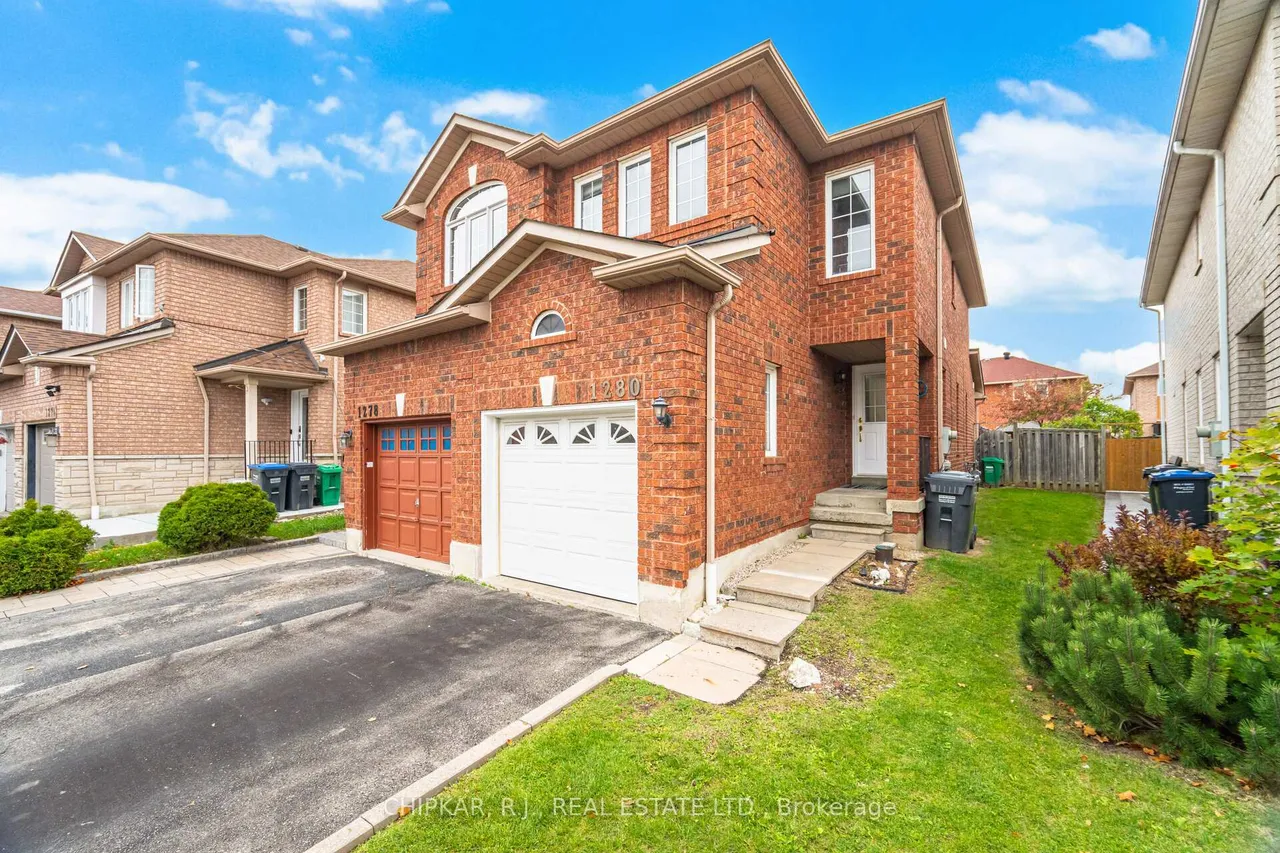 1280 Foxglove Place, Mississauga, ON L5V 2N3
