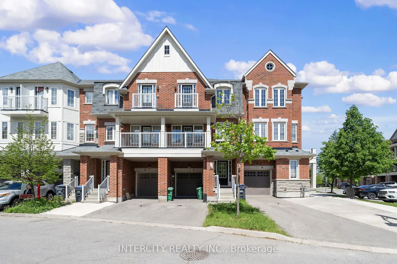 14 Rabbit Run Way, Brampton, ON L6Z 0J2