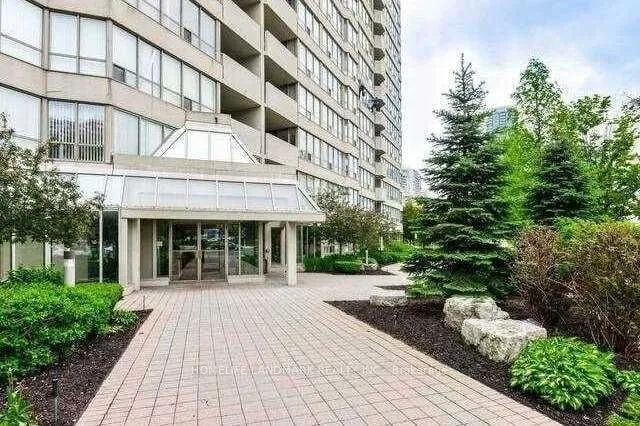 400 Webb Drive 501, Mississauga, ON L5B 3Z7