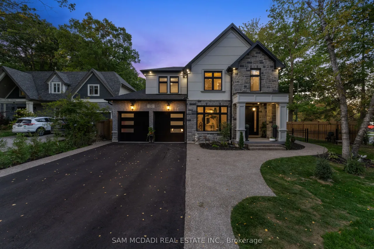 72 Oakes Drive, Mississauga, ON L5G 3M1