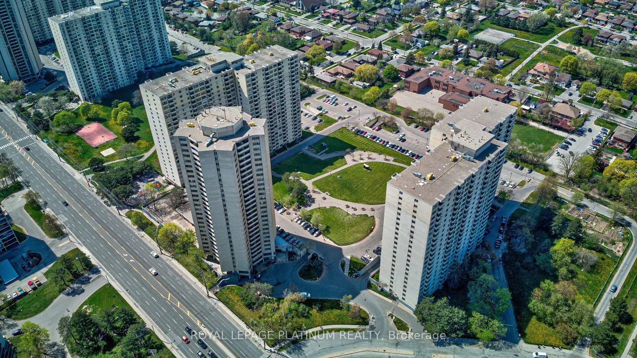 330 Dixon Road 408, Toronto, ON M9R 1S9