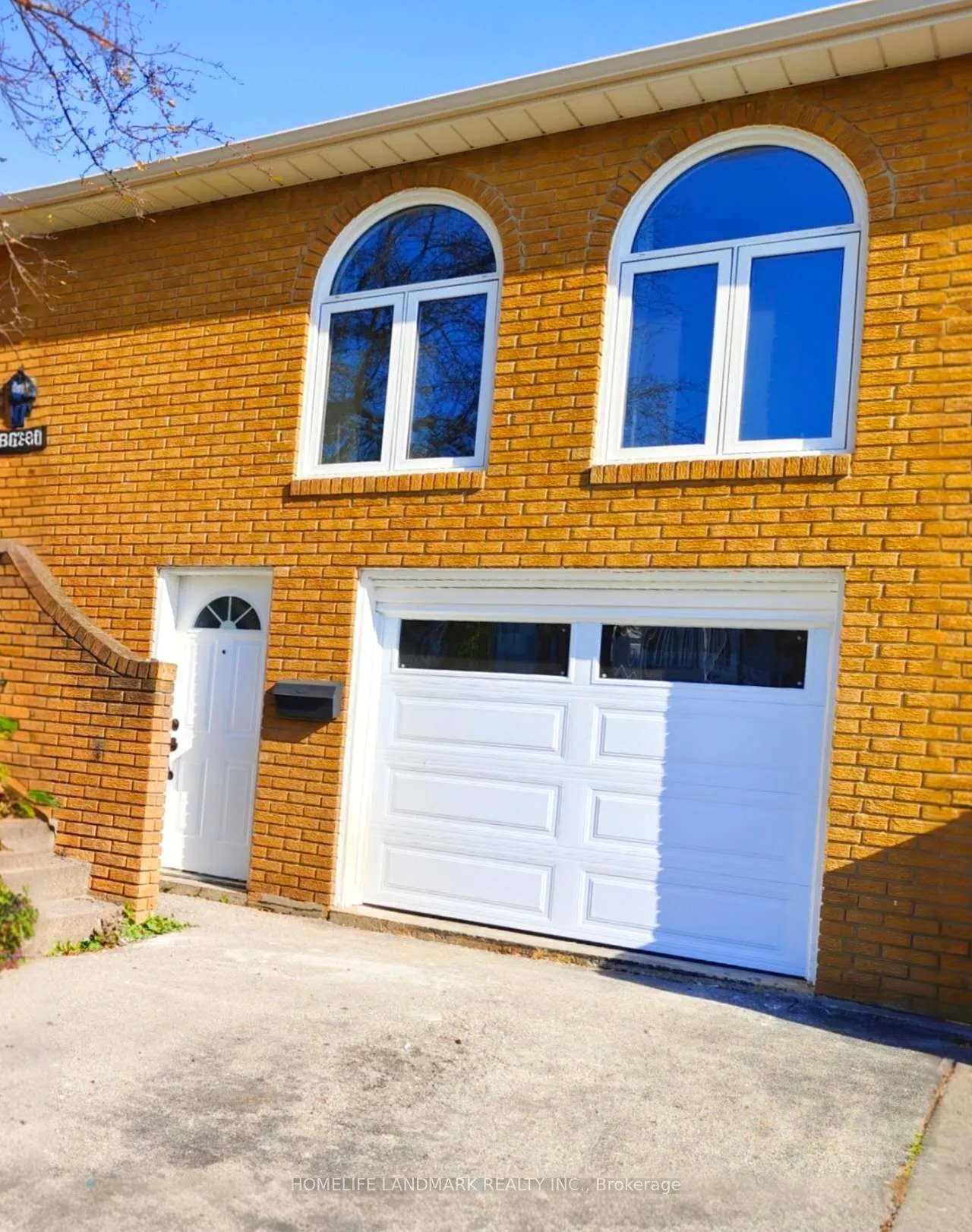 2527 Kingsberry Crescent lower, Mississauga, ON L5B 2K7