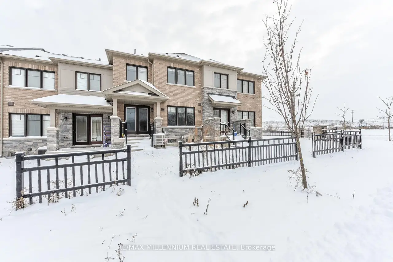 13 Hedges Crescent, Hamilton, ON L8J 0K8