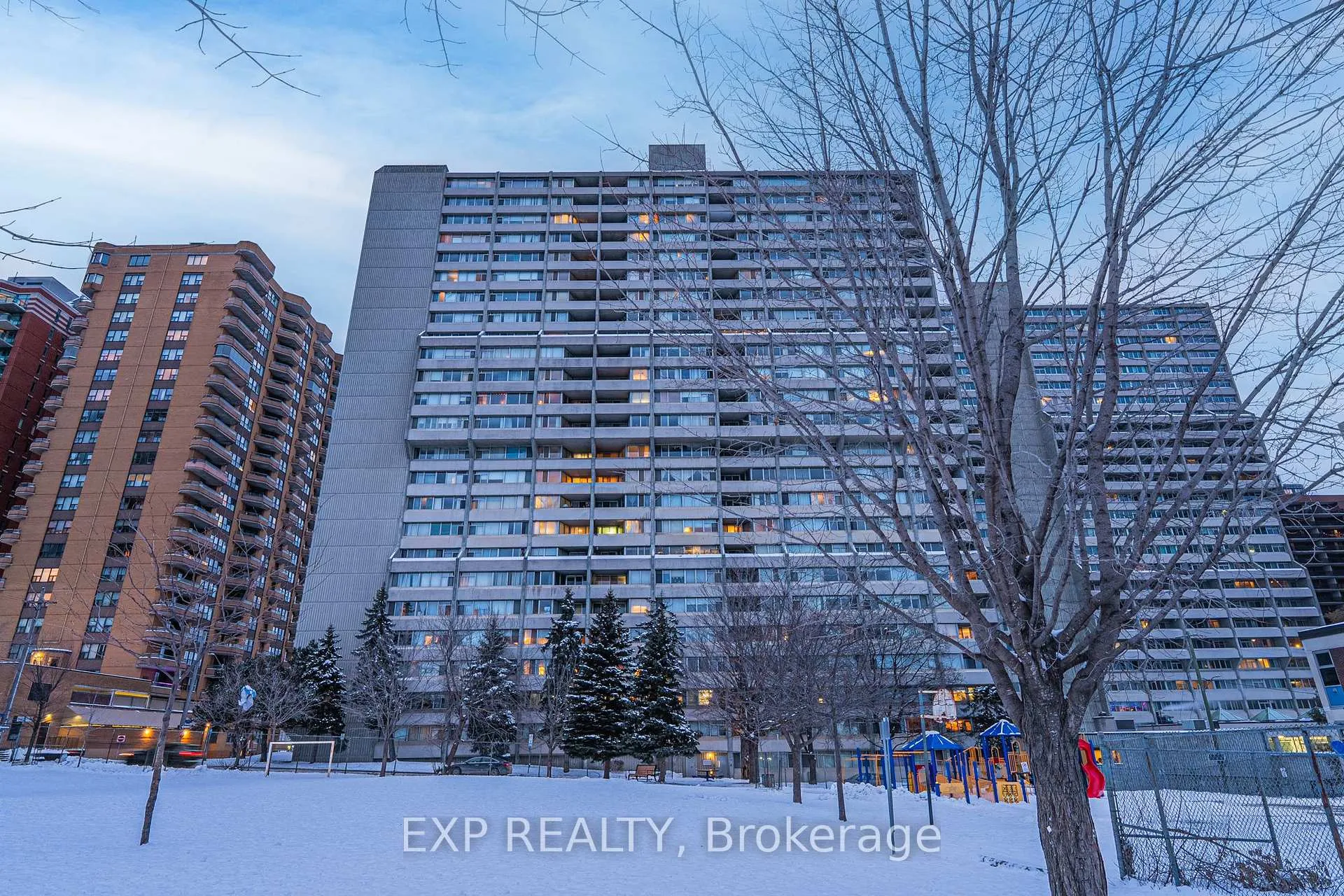 530 LAURIER Avenue W 1503, Ottawa, ON K1R 7T1