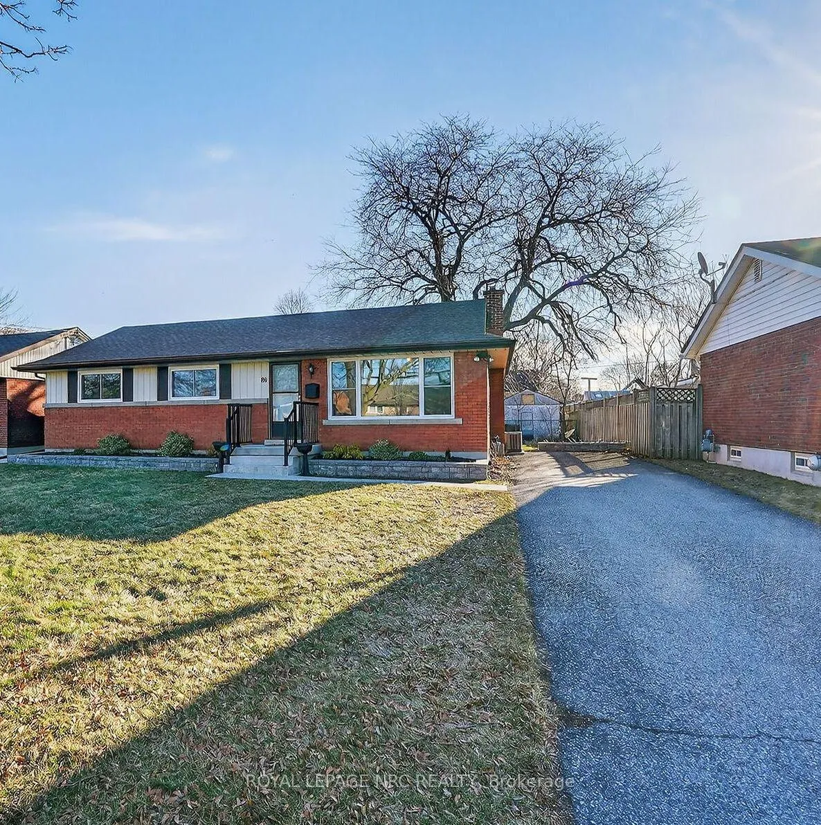 86 Royal Manor Drive, St. Catharines, ON L2M 4L7