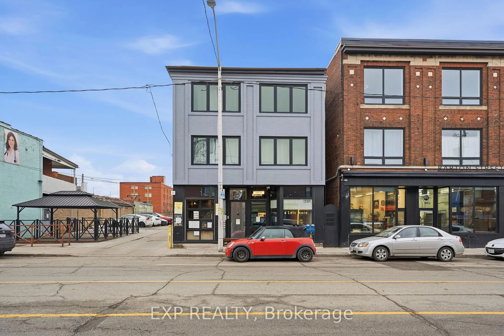 301 Barton Street E, Hamilton, ON L8L 2X4