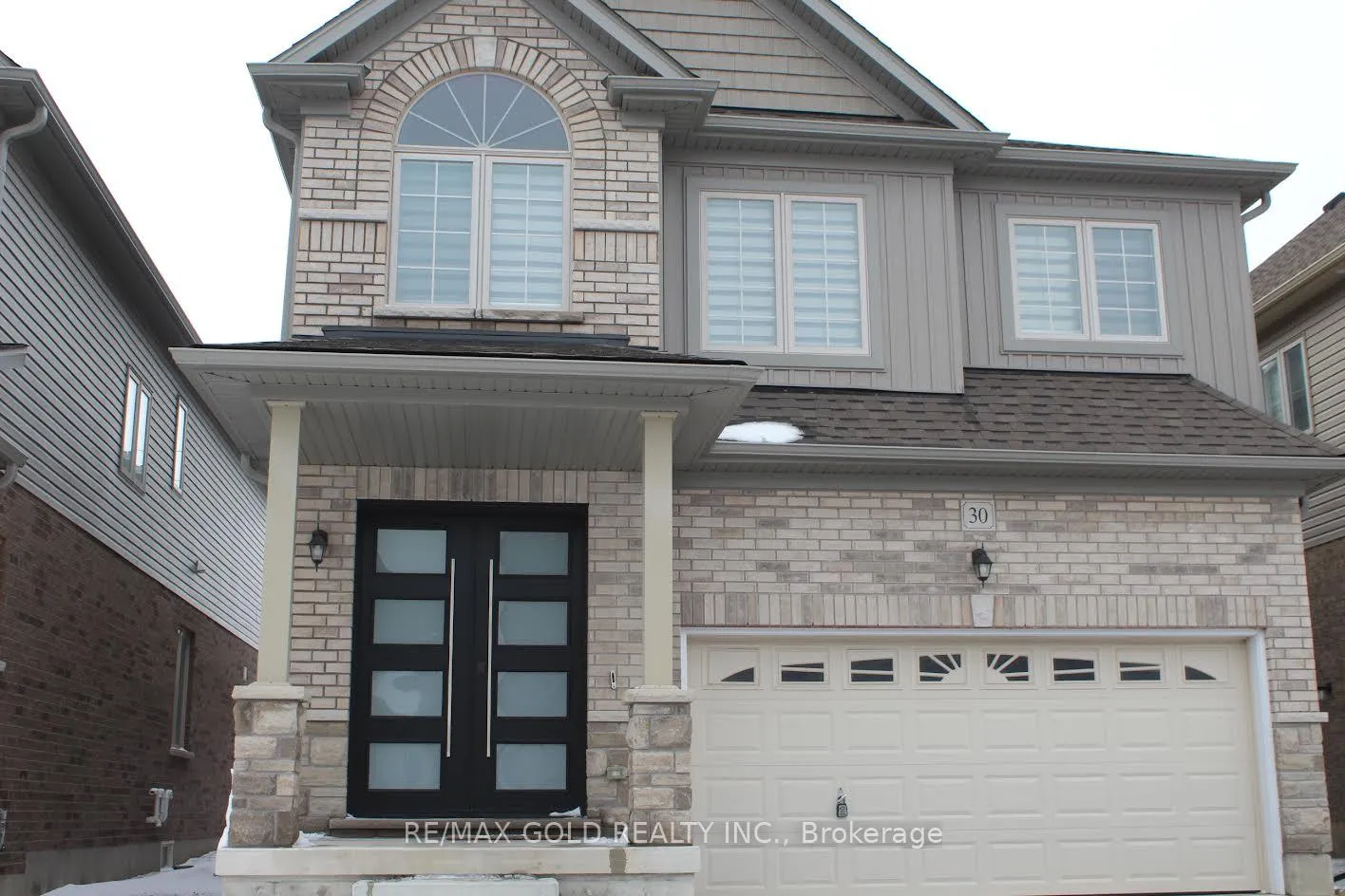 30 Henry Maracle Street E, North Dumfries, ON N0B 1E0