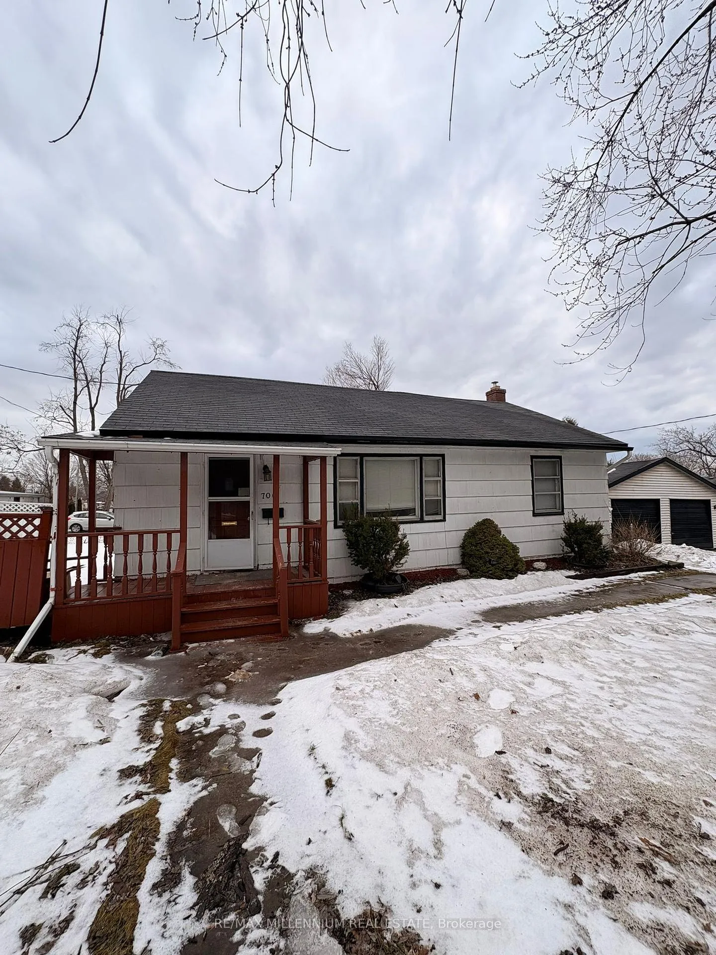 706 Fairbairn Street, Peterborough, ON K9H 6B5