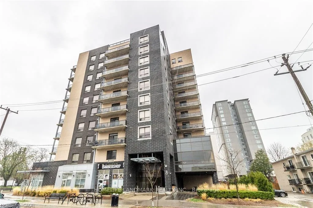 8 HICKORY Street #1002, Waterloo, ON N2L 3H6