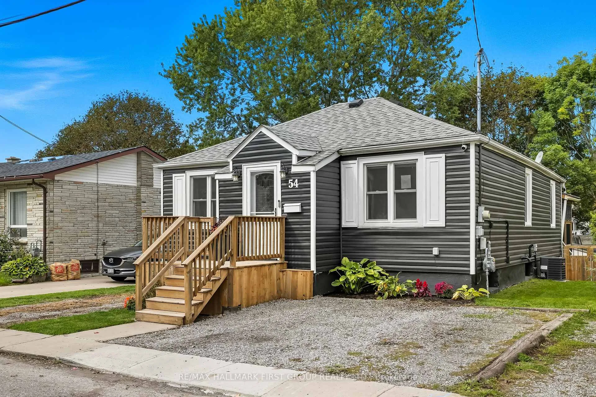 54 Harcourt Street, Port Hope, ON L1A 1M4