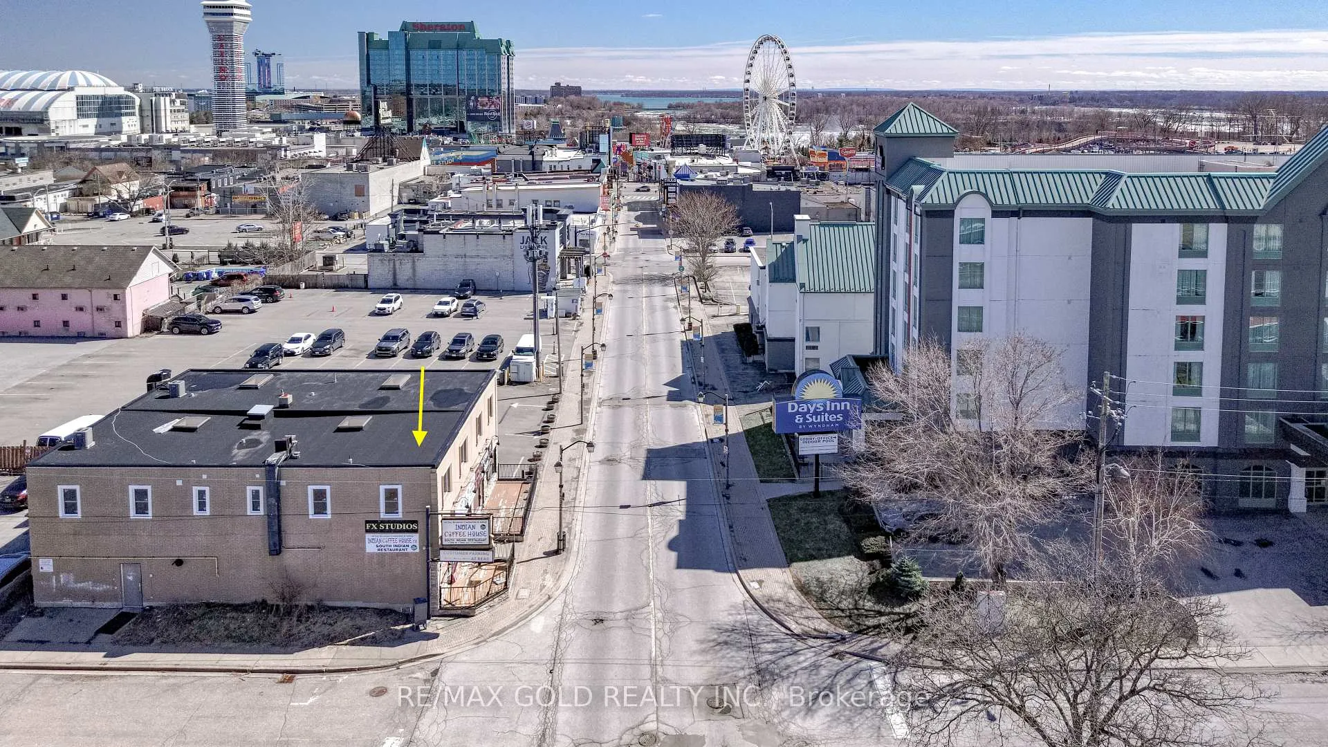 5077 Centre Street unit A, Niagara Falls, ON L2G 3N8