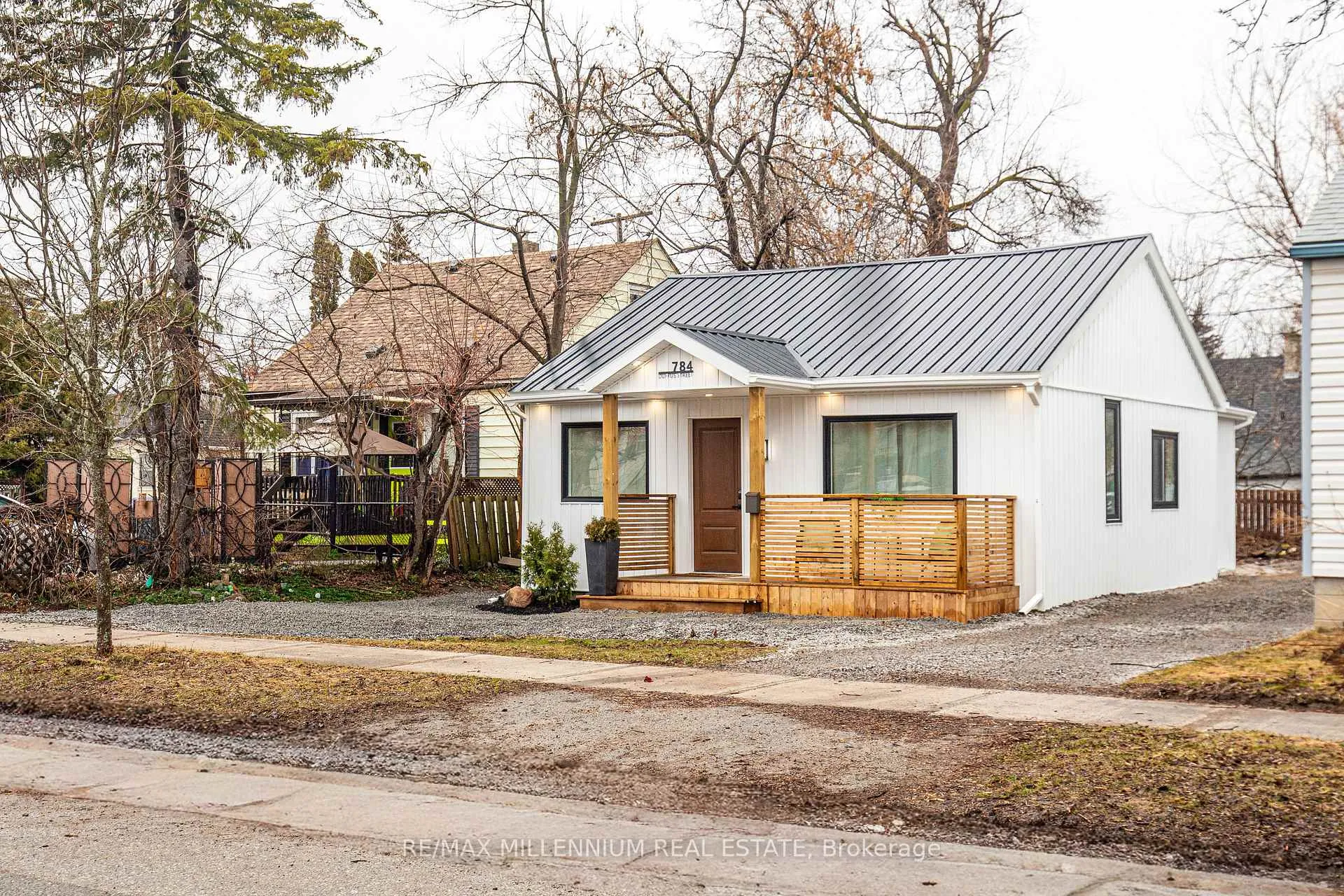 784 Duffus Street, Peterborough, ON K9J 4K4