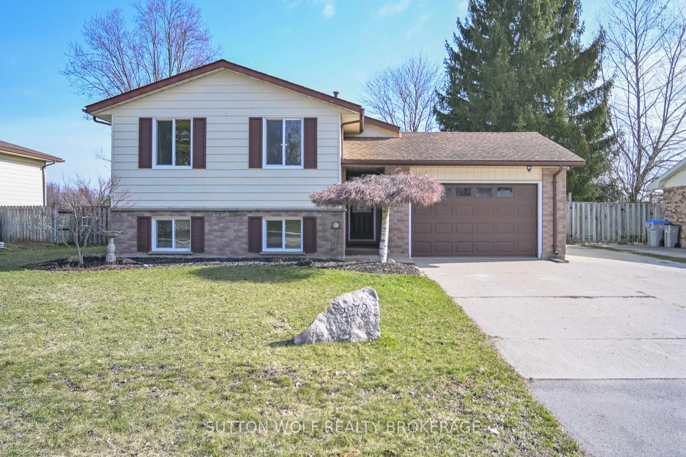 2272 Bentim Road, Strathroy-Caradoc, ON N0L 1W0