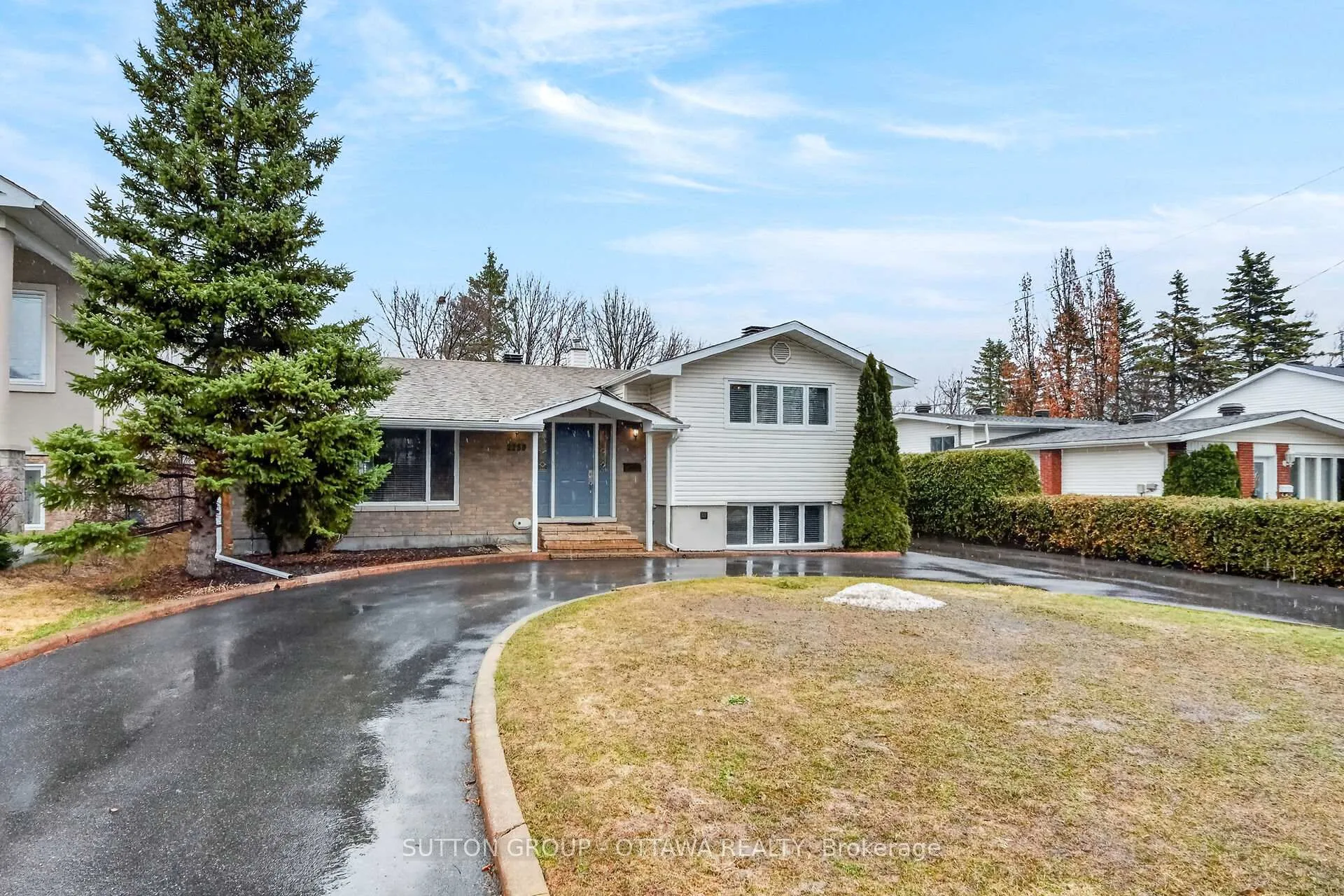 2259 Page Road, Orleans - Convent Glen and Area, ON K1C 7K5