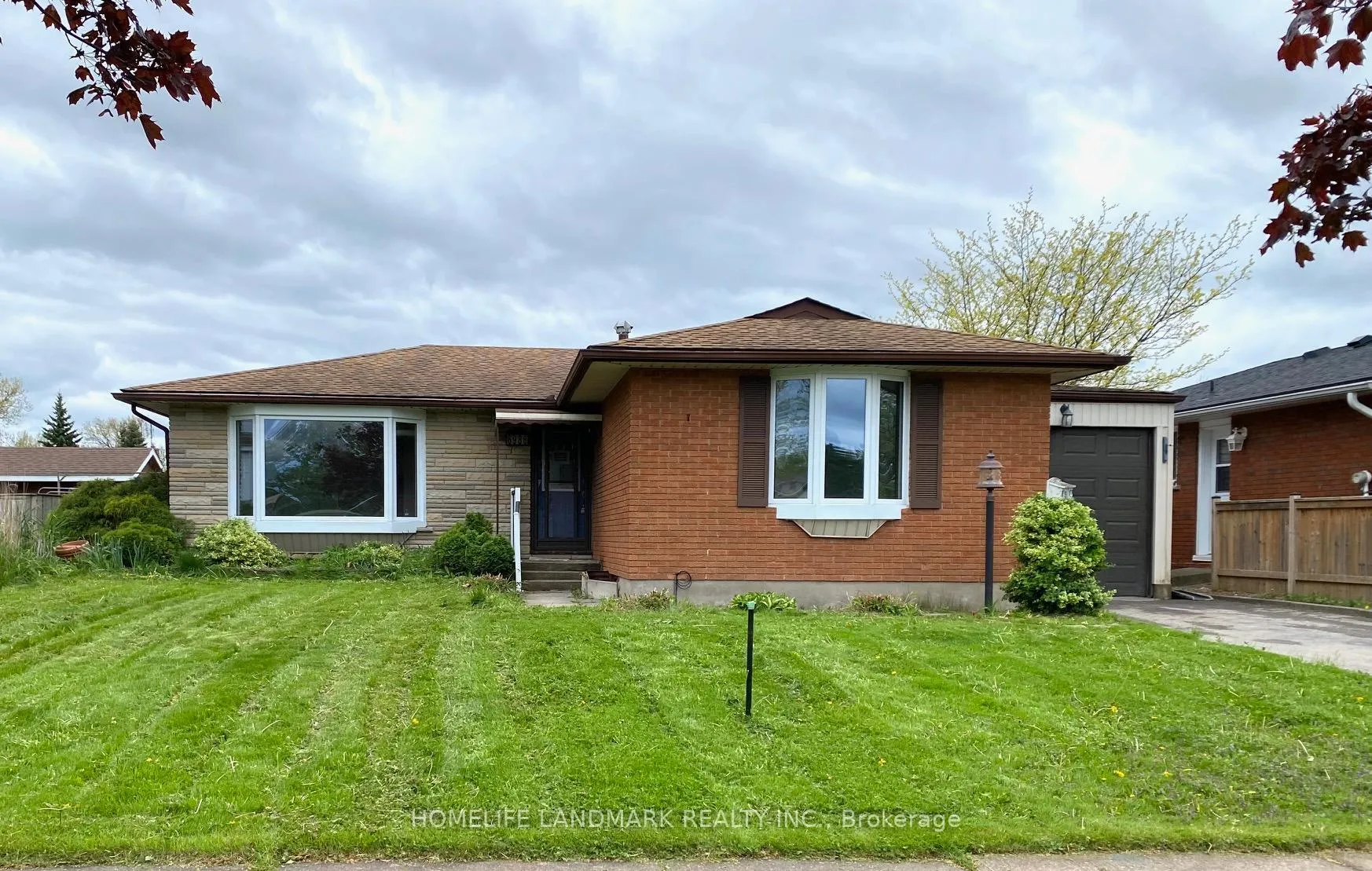 6986 Centennial Street, Niagara Falls, ON L2G 2Z1