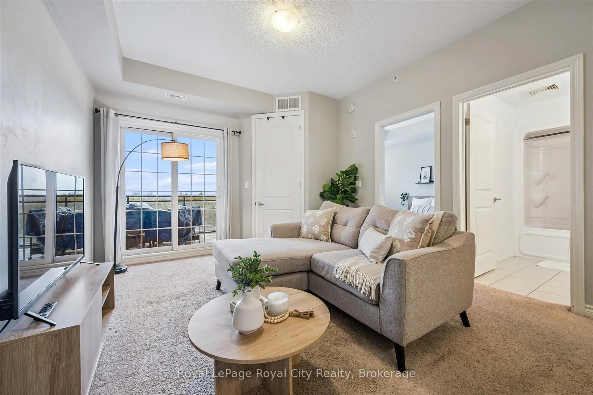 1077 Gordon Street 429, Guelph, ON N1L 1H2