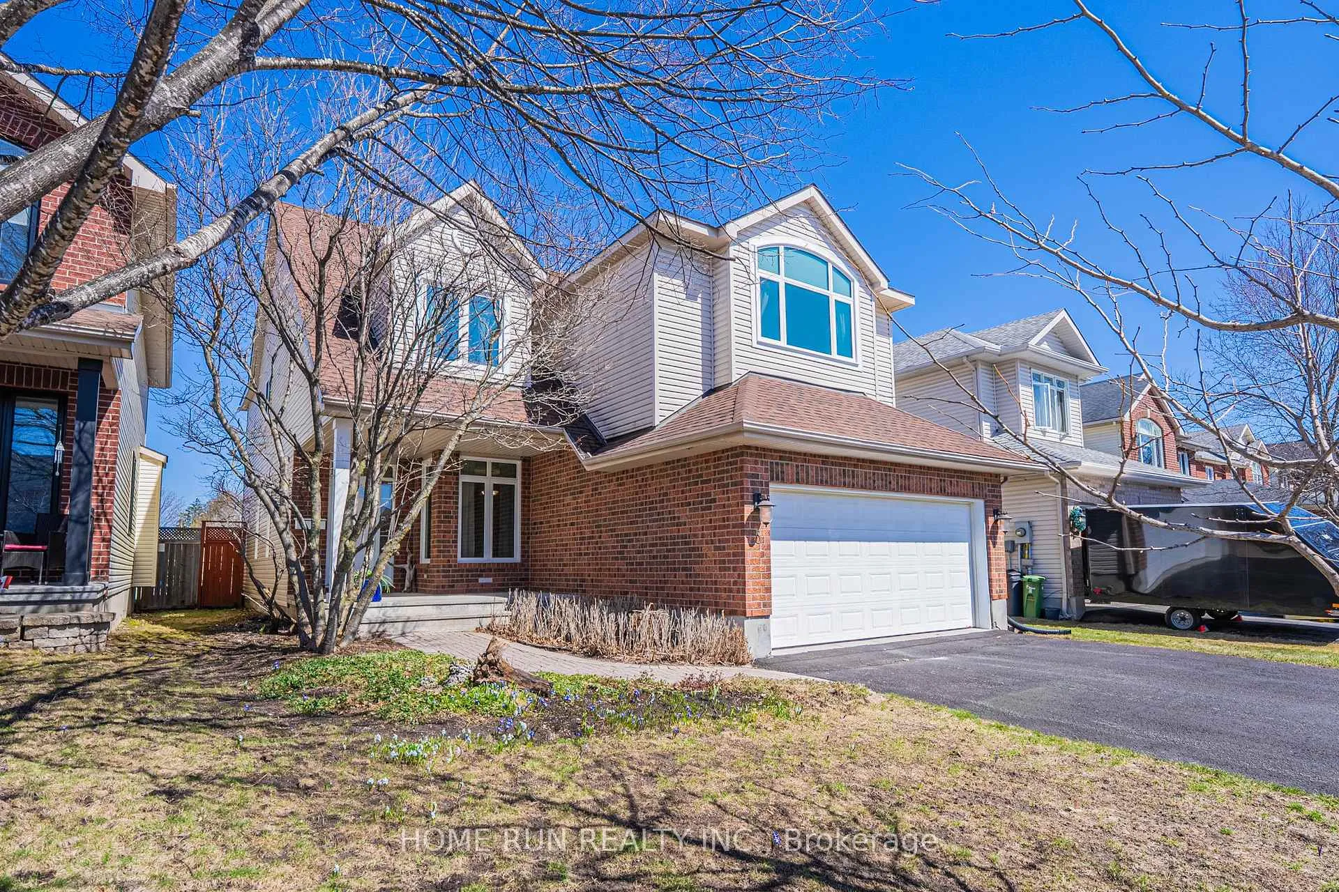 5 Thunderbird Crescent, Kanata, ON K2M 2H4