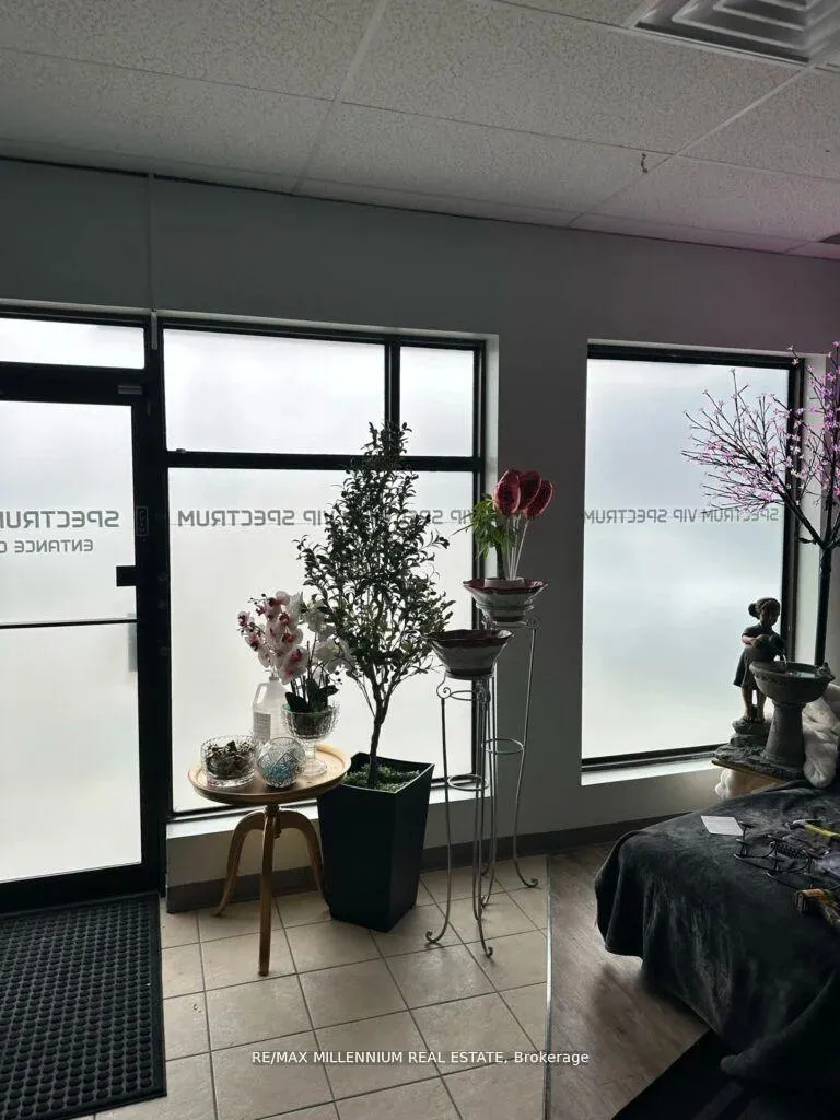 227 Bunting Road, St. Catharines, ON L2M 3Y2