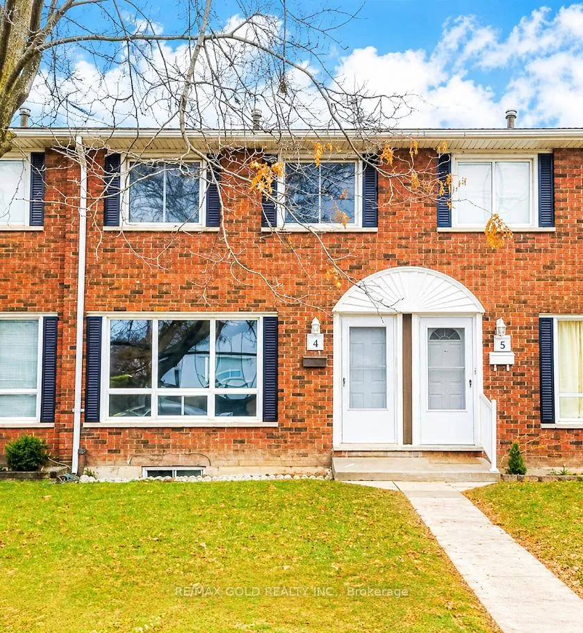 2700 Barton Street E 4, Hamilton, ON L8E 2J7