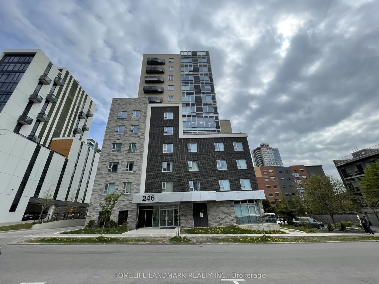 246 Lester Street 602, Waterloo, ON N2L 3W5