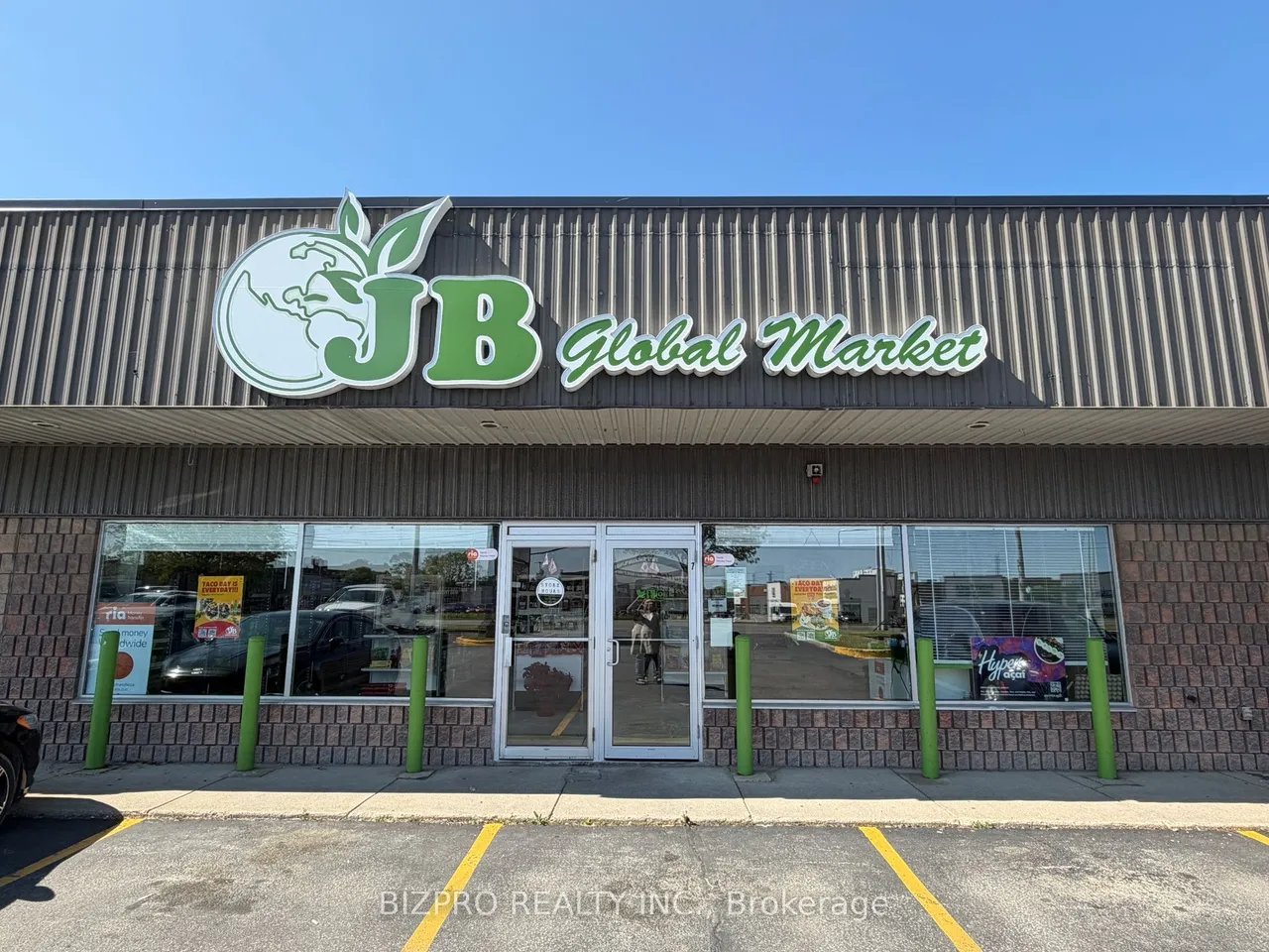 1200 london Road 7, Sarnia, ON N7S 1P4